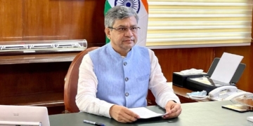  بھارت 5 سالوں میں چپ بنانے والے ممالک  میں اعلی مقام   پر ہوگا۔  اشونی ویشنو