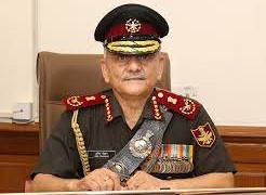 معاشی بدحالی کے باوجود پاک فوج ہمارے لیے خطرہ بنی ہوئی ہے۔ انل چوہان