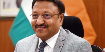 چیف الیکشن کمیشن کی ٹیم نے سوموارکو مختلف سیاسی جماعتوں کے لیڈران سے بات چیت کی