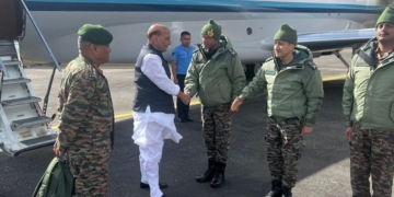 وزیر دفاع راج ناتھ سنگھ نے دنیا کے بلند ترین میدان جنگ سیاچن کا دورہ کیا