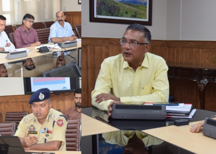 {"remix_data":[],"source_tags":[],"origin":"unknown","total_draw_time":0,"total_draw_actions":0,"layers_used":0,"brushes_used":0,"photos_added":0,"total_editor_actions":{},"tools_used":{"transform":1},"is_sticker":false,"edited_since_last_sticker_save":true,"containsFTESticker":false}