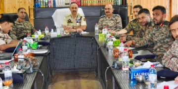 ڈی آئی جی جنوبی کشمیر نے نے اننت ناگ مےں انتخابی تیاریوں اور سیکورٹی صورتحال کا جائزہ لیا