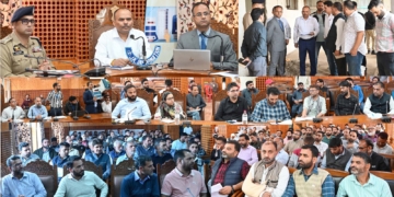 اسمبلی انتخابات 2024کے سلسلے میں انتظامی سرگرمیاںچیف الیکٹورل آفیسر نے شوپیاں کا دورہ کیا ، انتخابی عمل کےلئے اقدامات کا جائزہ لیا