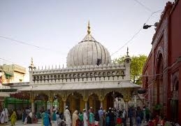 حضرت نظام الدین اولیاء کا سالانہ عرس عقیدت و احترام سے منایا گیا