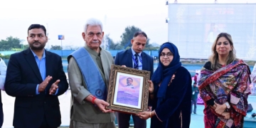 لیفٹیننٹ گورنر نے جموں اور سرینگر میں فلم فیسٹول کا افتتاح کیا