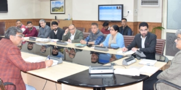 چیف سیکرٹری نے دسمبر تک آیوشمان بھارت معاملوں کا بیک لاگ کلیئر کرنے پر زور