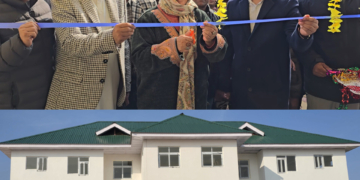 سکینہ مسعود نے ٹنگمرگ کے چندی لورہ اور ٹنگمرگ میں3.66کروڑ روپے کی لاگت سے کمپوزٹ سکول عمارت کا اِفتتاح کیاسرمائی تیاریوں کا جائزہ لیا