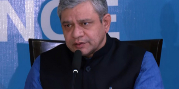 کشمیر کے لیے ٹرین بہت جلد شروع ہوگی ۔ اشونی ویشنو