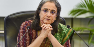 مالی سال 25 میں کیپٹل مارکیٹوں سے فنڈریزنگ