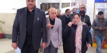 بدھل سانحہ کی اصل وجہ کا پتہ لگانے کےلئے انتظامیہ اور پولیس کوششوں میں لگی ہے