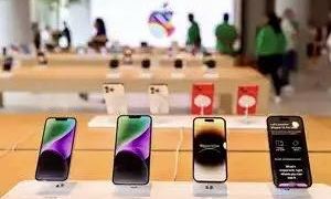  بھارت میں ایپل کی آئی فون پیداوار 22 ارب ڈالر تک پہنچی۔ چین پر انحصار میں کمی