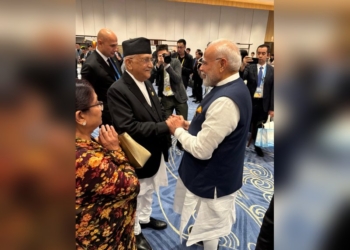  وزیراعظم مودی نے نیپال کے ہم منصب اولی سے ملاقات کی