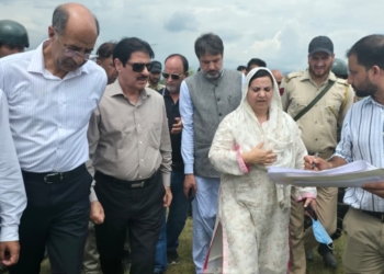 سکینہ اِیتو نے نت نوسہ ہندواڑہ کا دورہ کیا